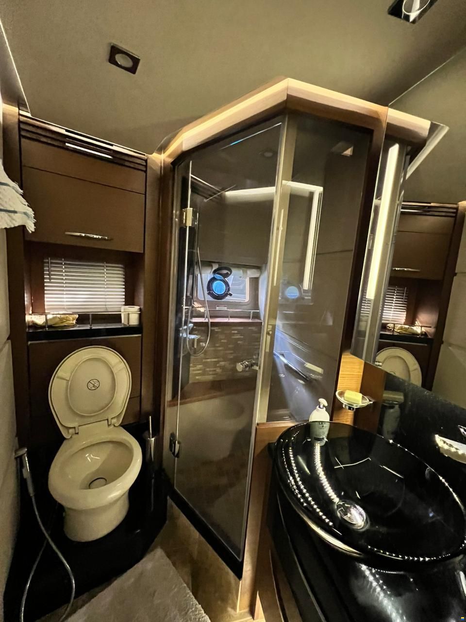 Sea Ray L650 Fly