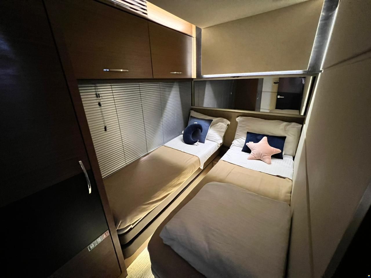 Sea Ray L650 Fly