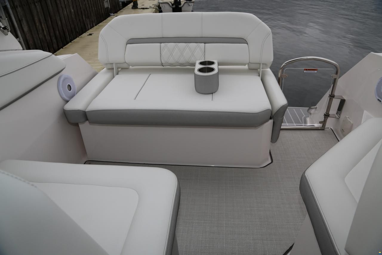 Regal 26 Express Hensa Edition