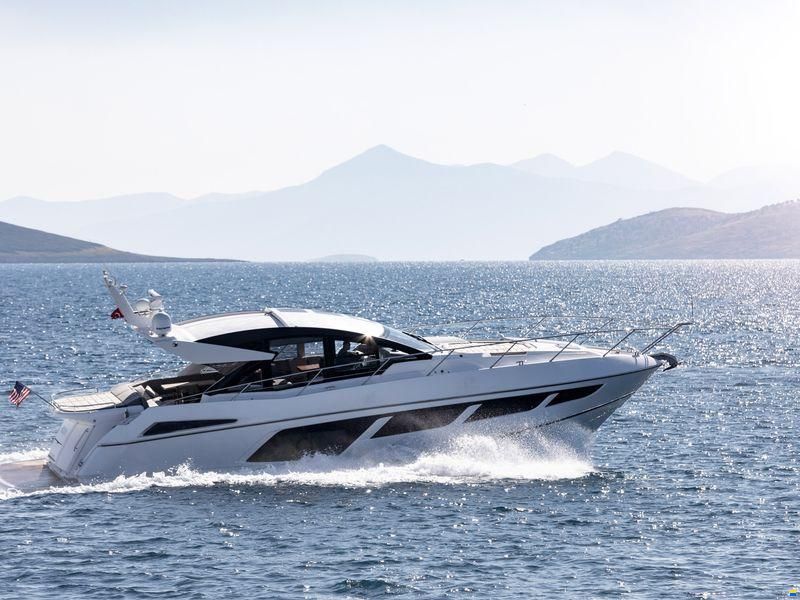 Sunseeker Predator 57
