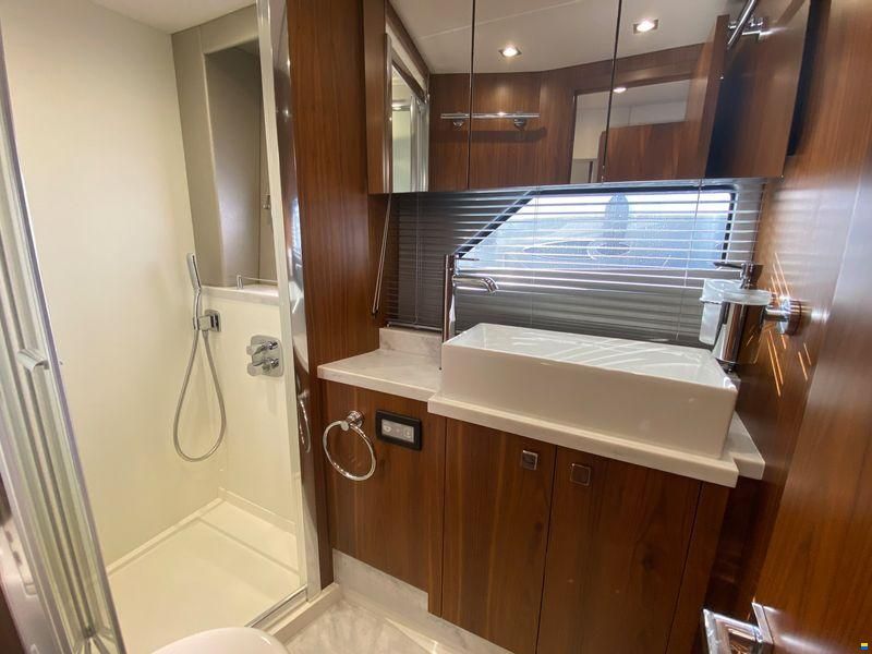 Sunseeker Predator 57