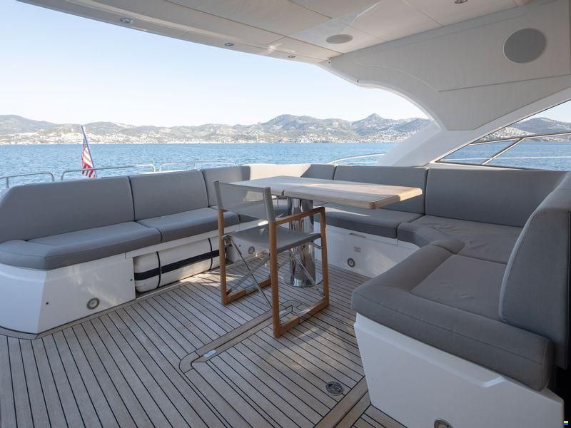 Sunseeker Predator 57