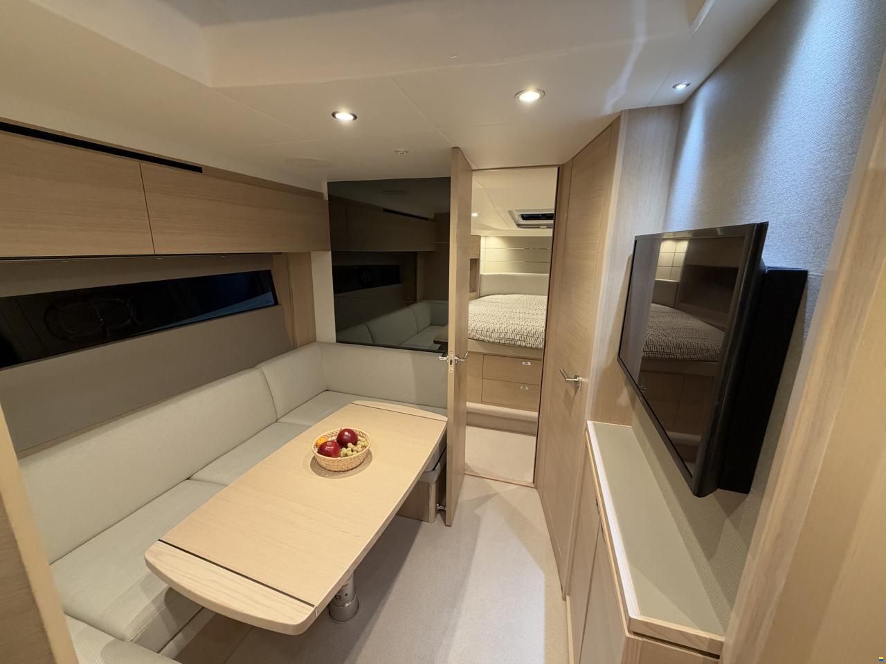 Princess V40