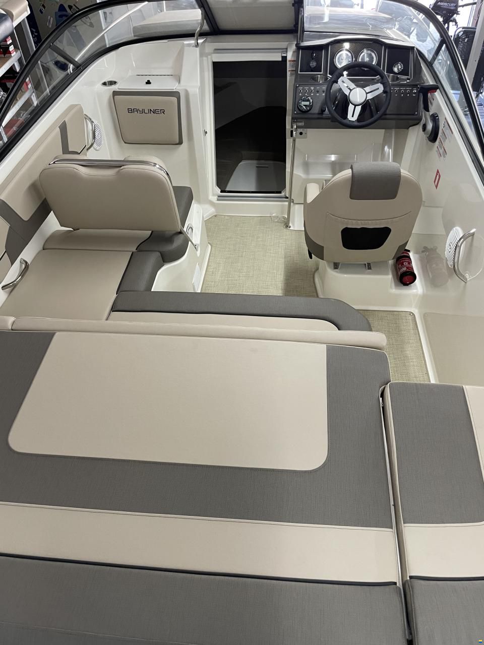 Bayliner Vr5 Cuddy Aussenborder