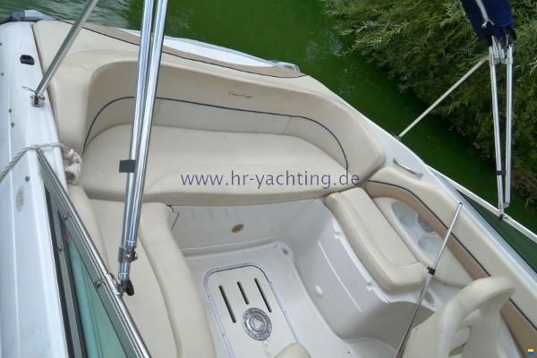 Chris-Craft 215 Cuddy