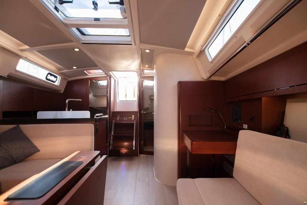 Hanse 388