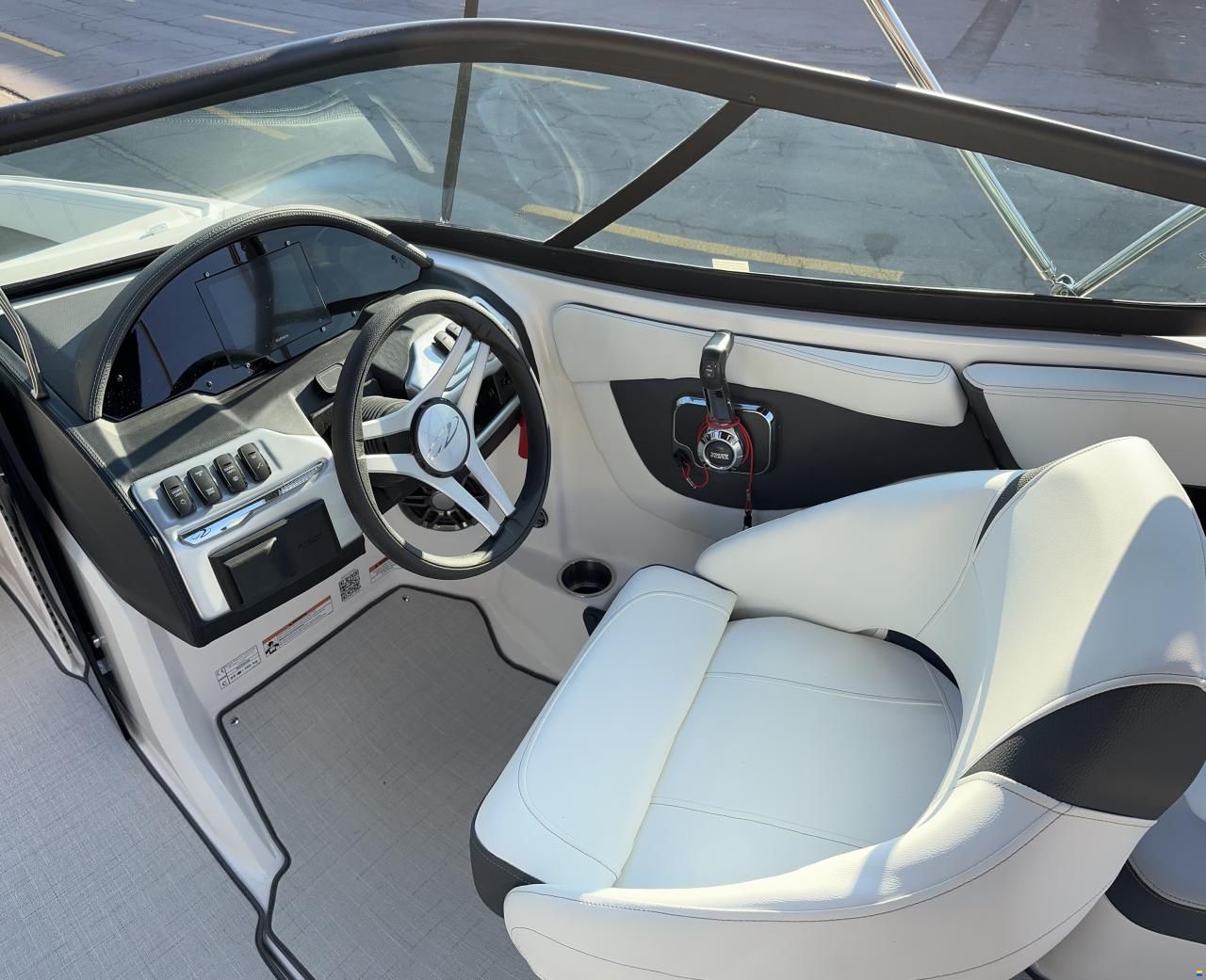 Regal 2000 ES Bowrider