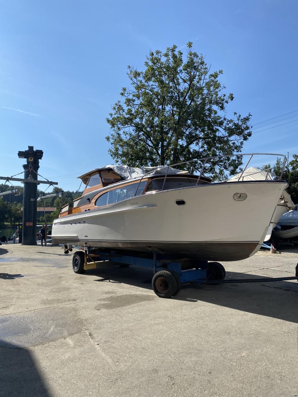 Swiss Craft Sedan Express Cruiser