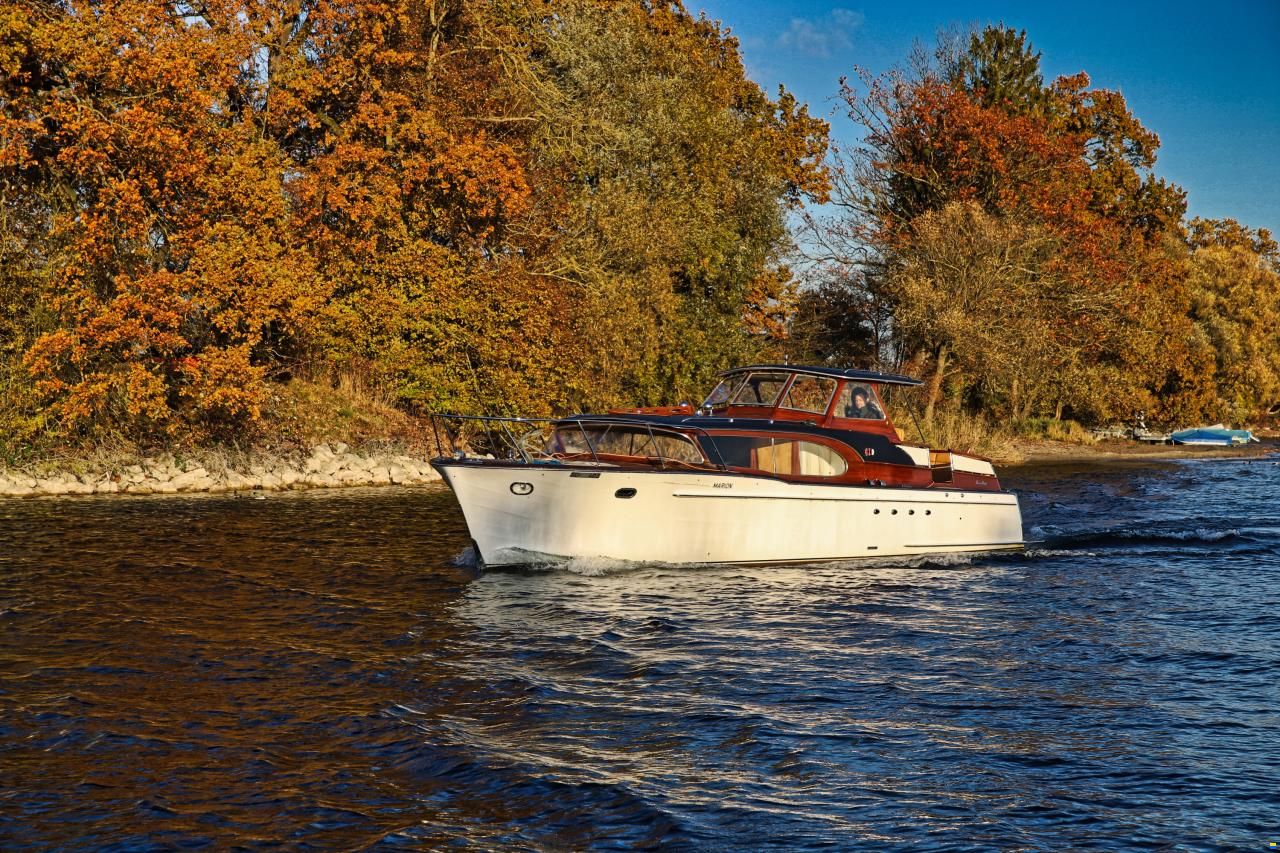 Swiss Craft Sedan Express Cruiser