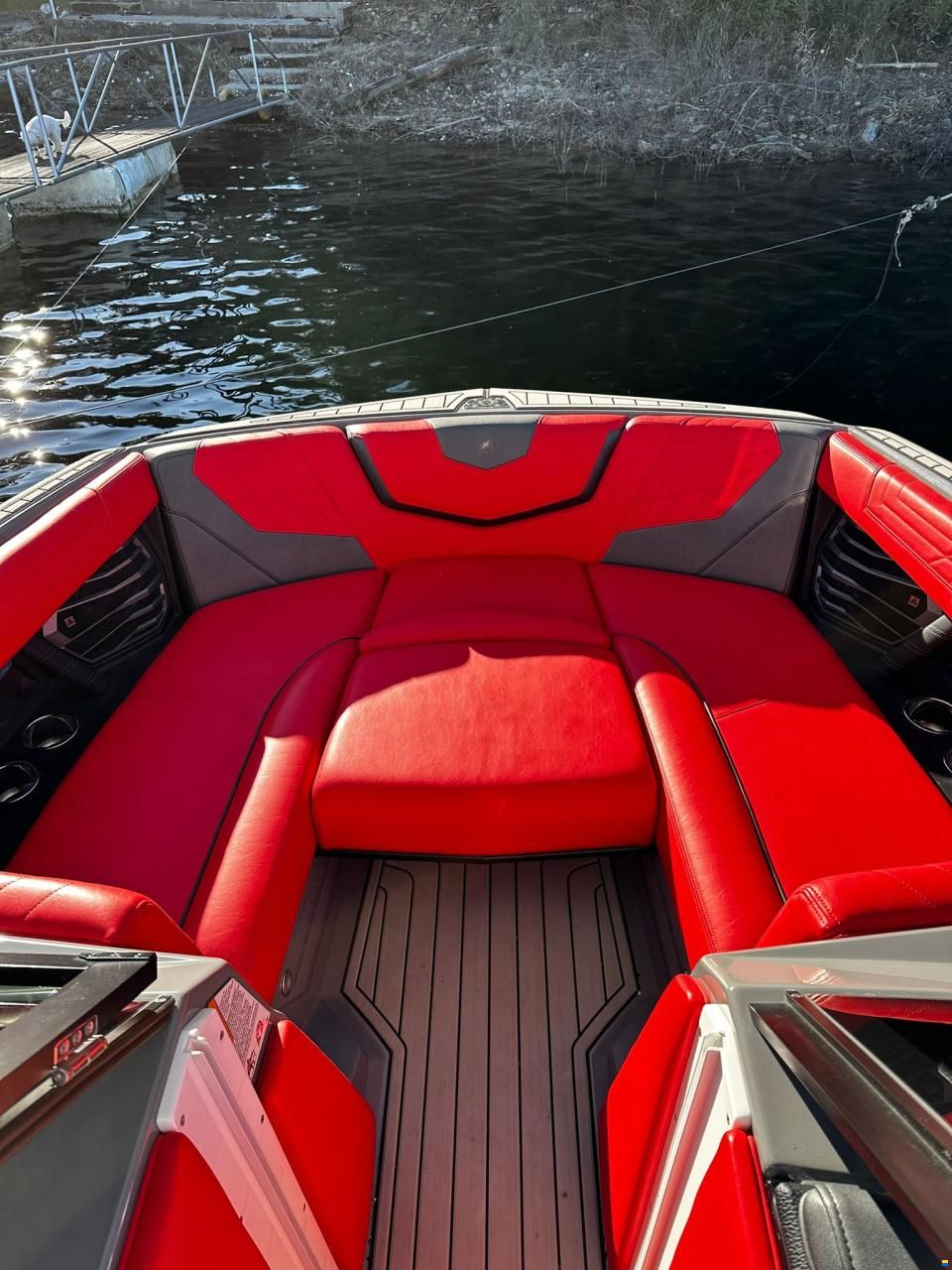 Nautique G23