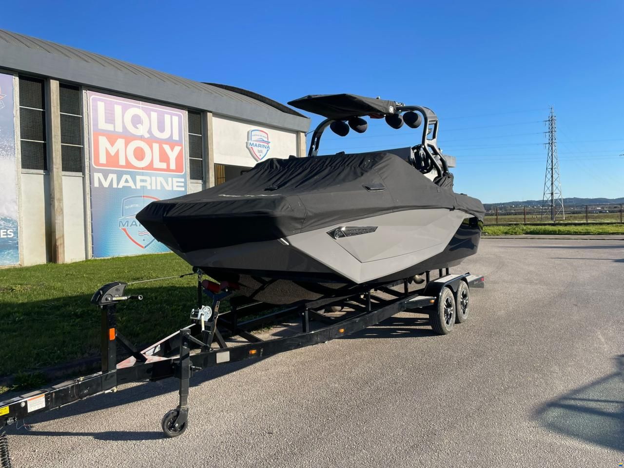 Nautique G23