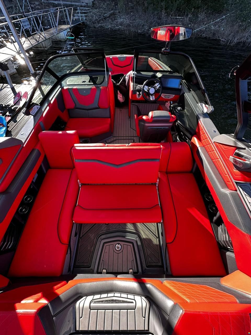 Nautique G23