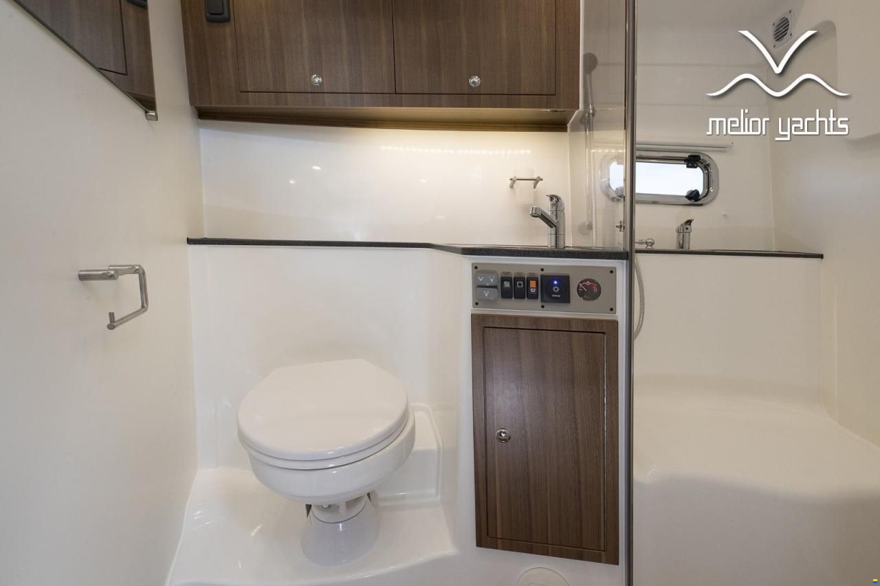 Saga 385 - Edition Walnut Interior