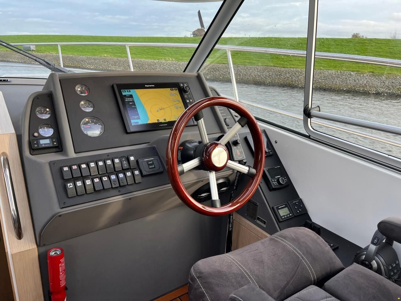 Saga 385