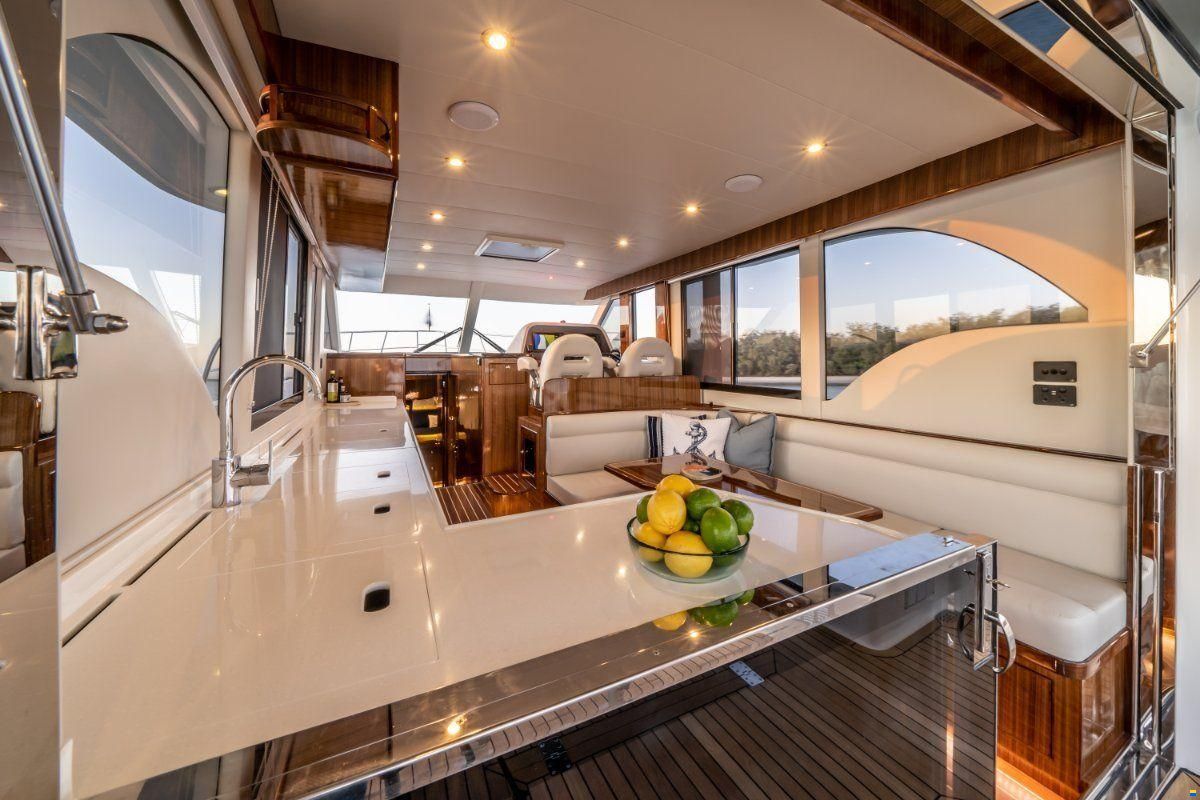 Integrity Trawlers 460 SX