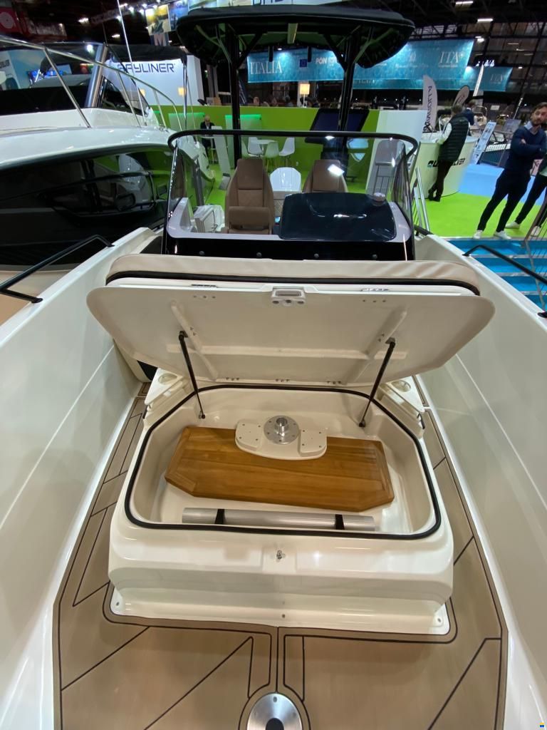 Quicksilver 805 Open + Mercury F175 SUR COMMANDE