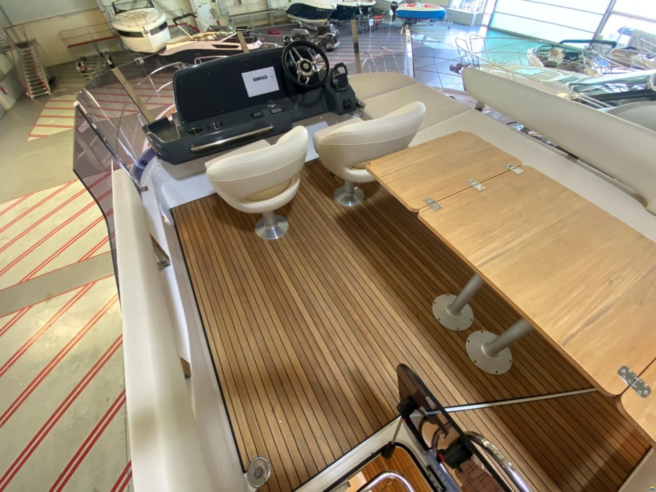 Bavaria R40 Fly