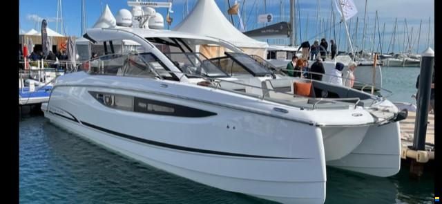 Jeanneau TH 38