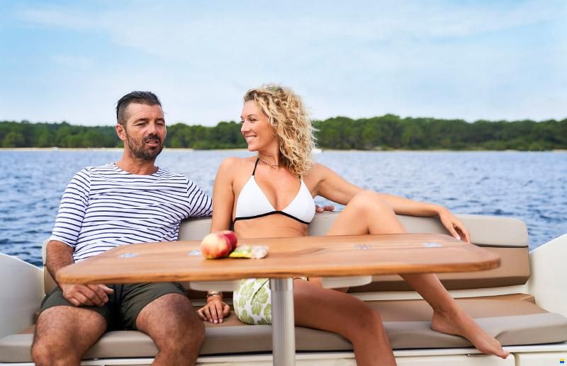 Quicksilver 605 Bowrider + Mercury F115 SUR COMMANDE