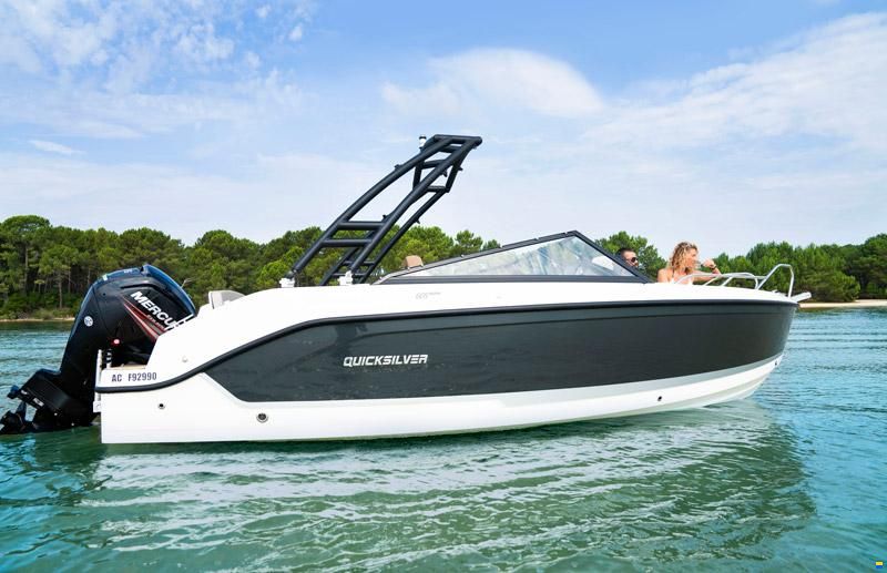 Quicksilver 605 Bowrider + Mercury F115 SUR COMMANDE