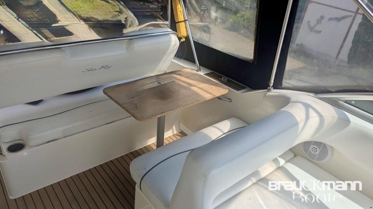 Sea Ray 255 Sundancer