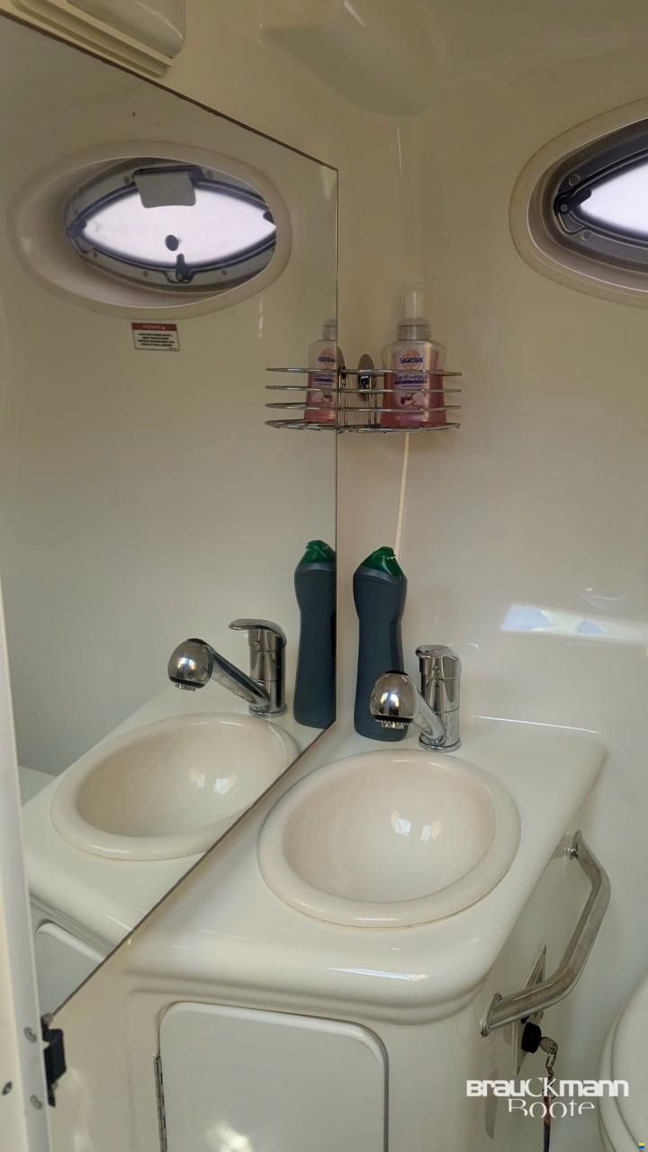 Sea Ray 255 Sundancer