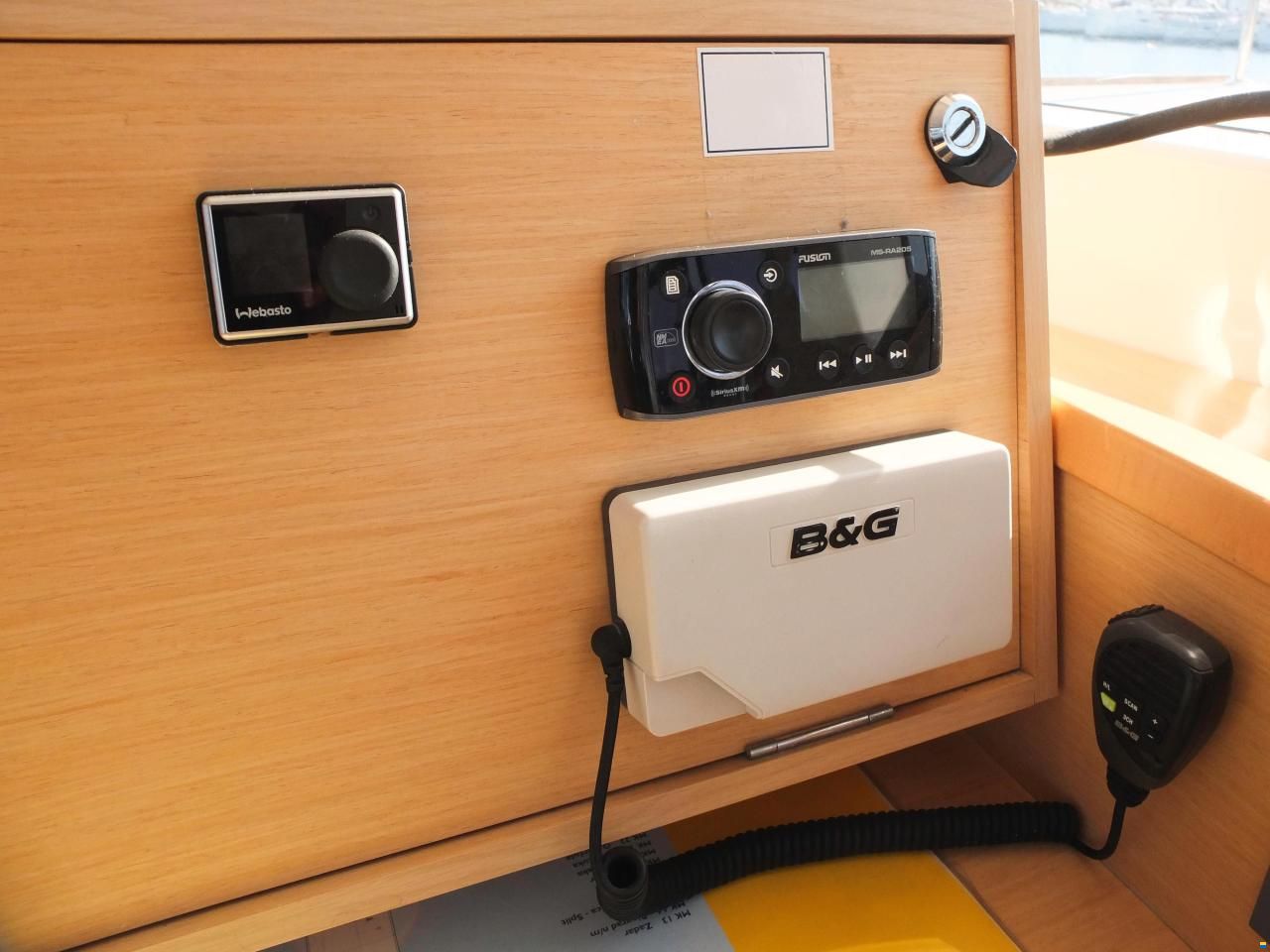 Lagoon 39