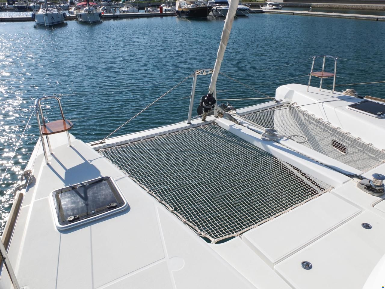 Lagoon 39