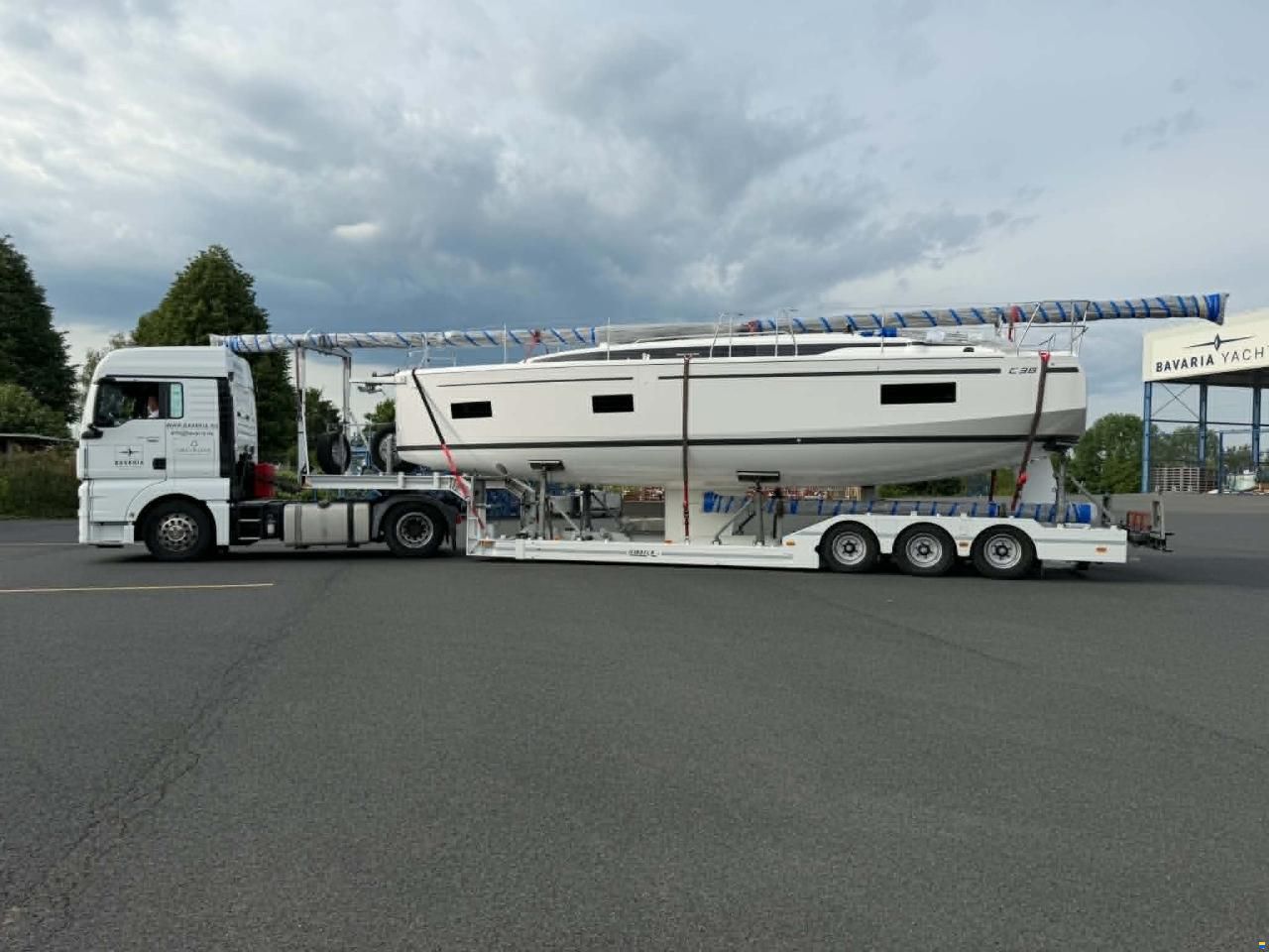 Bavaria C38 - 2026