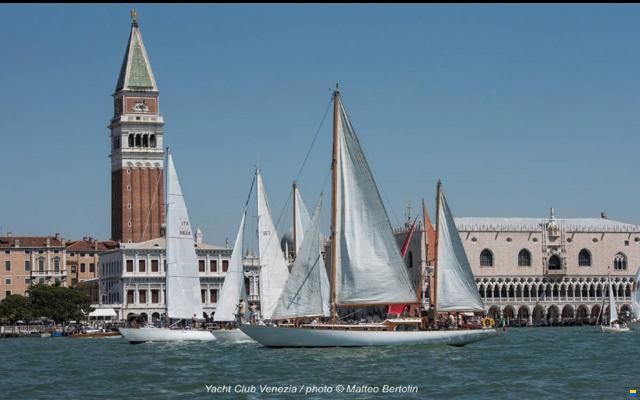 Ketch Oceanico