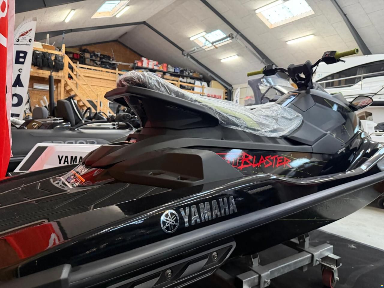Yamaha WaveRunner Jetblaster
