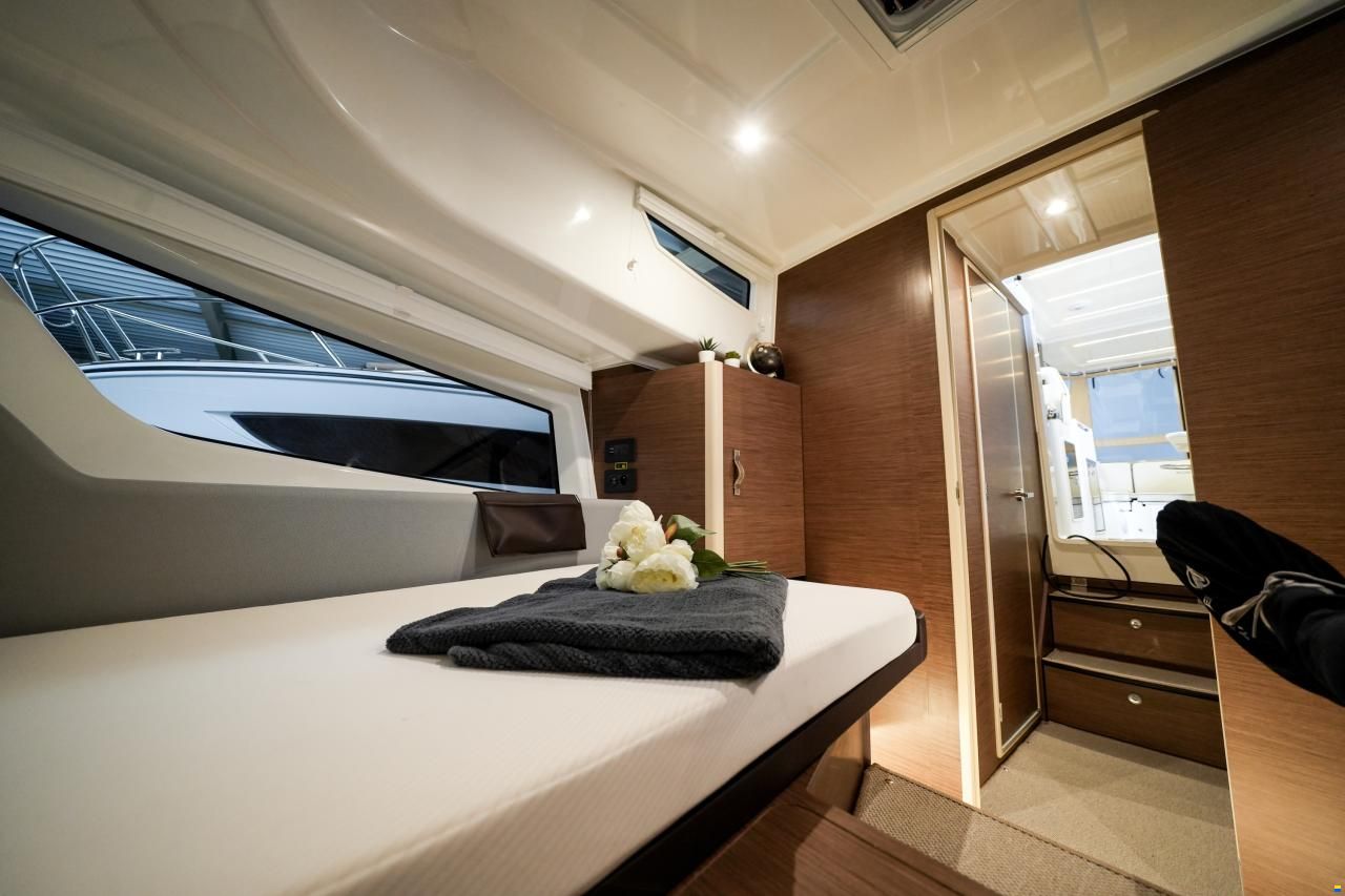 Delphia 10 LoungeTop