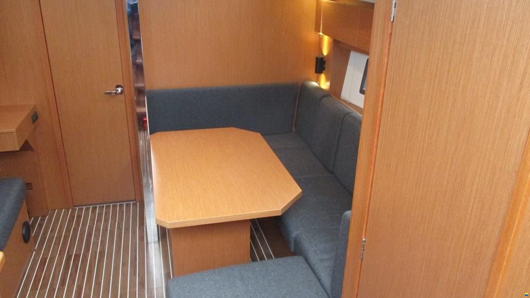 Bavaria C38