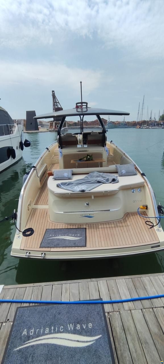 Invictus GT320