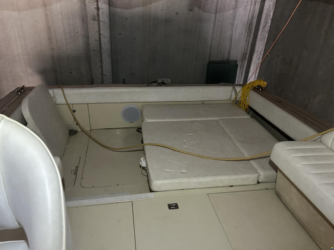 Trojan 9 M Quater Berth Express
