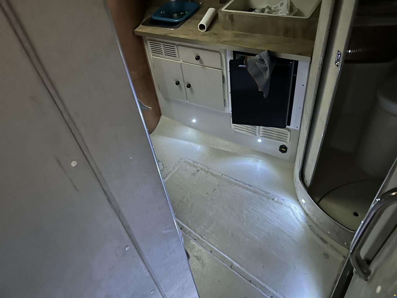 Trojan 9 M Quater Berth Express
