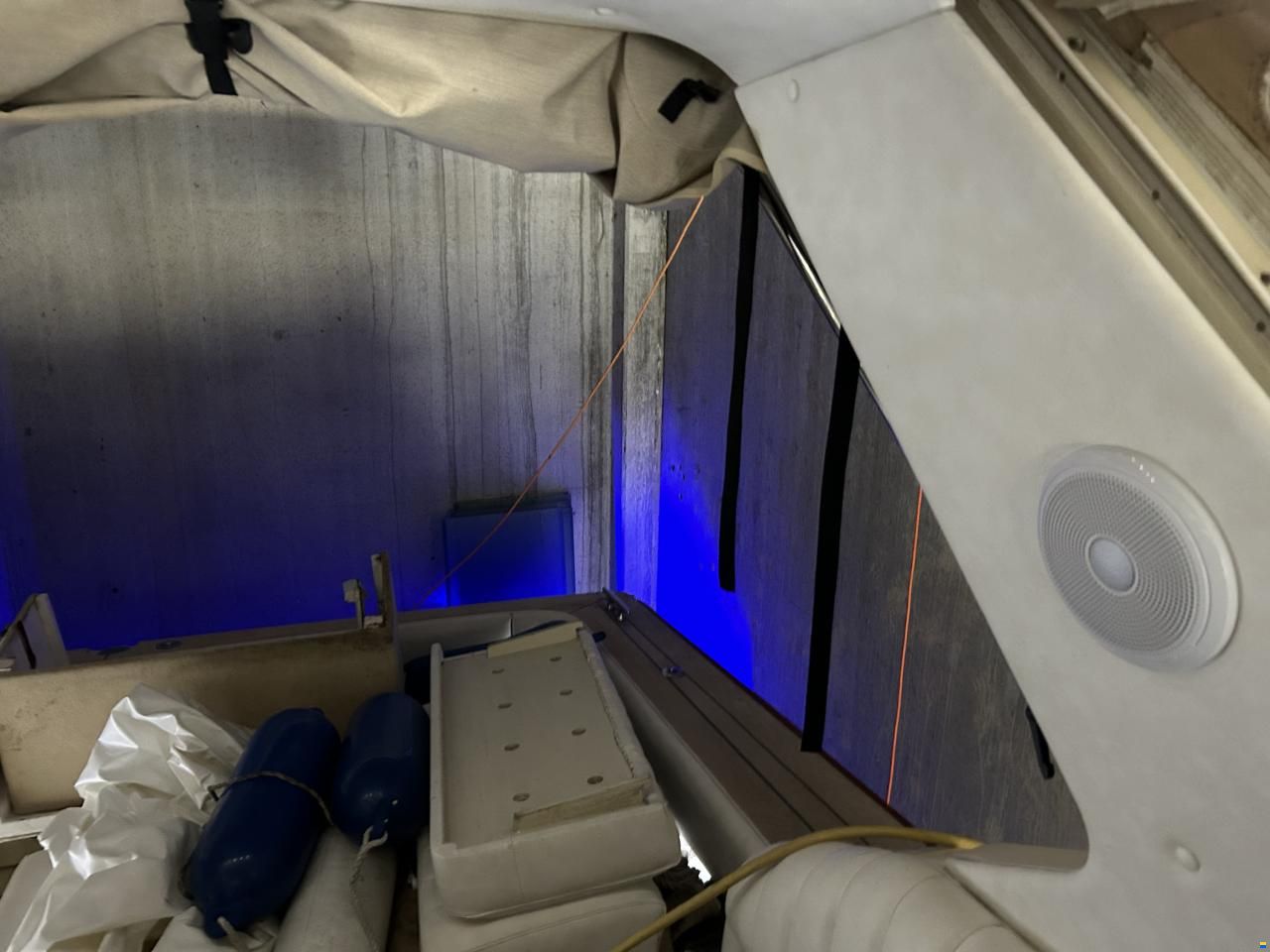Trojan 9 M Quater Berth Express