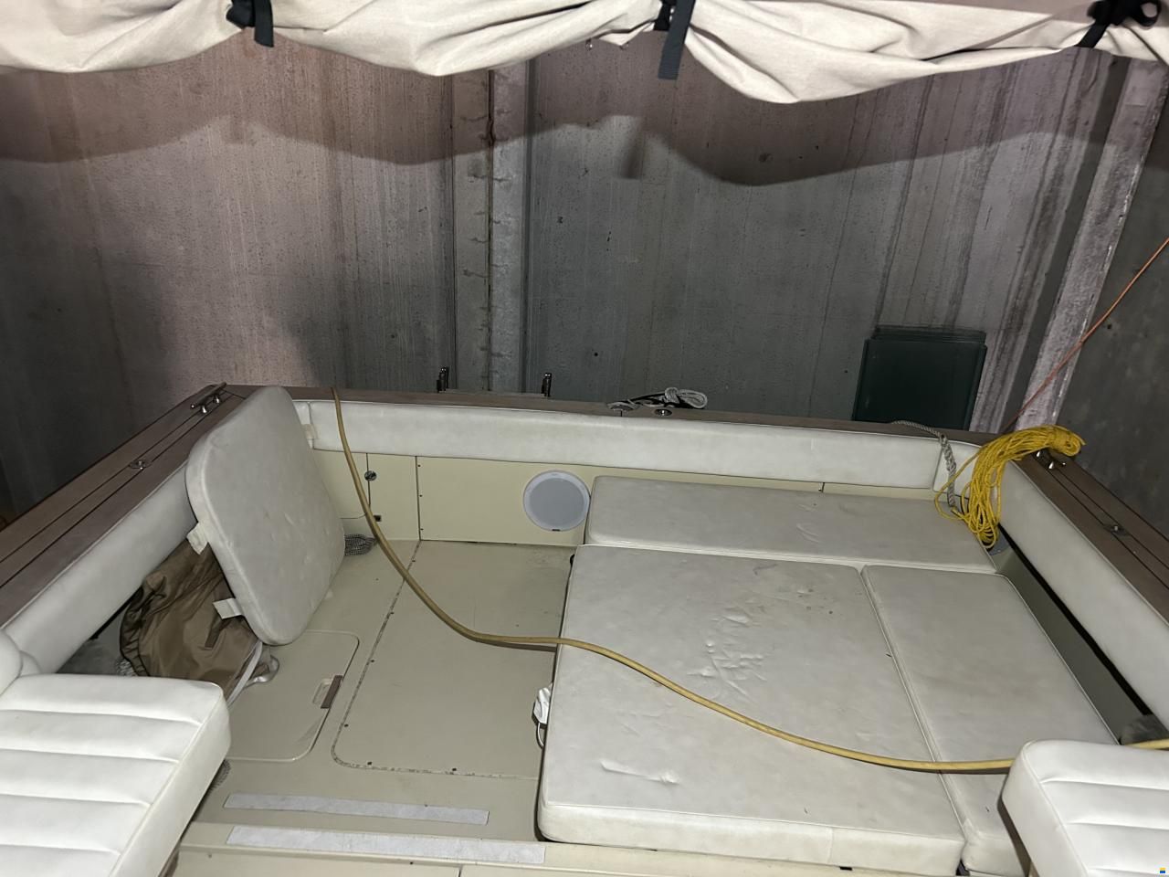Trojan 9 M Quater Berth Express