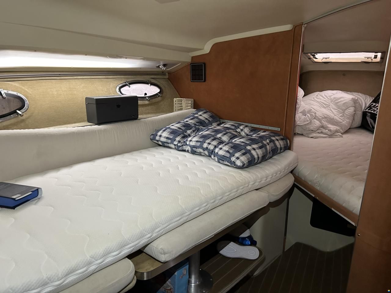 Trojan 9 M Quater Berth Express