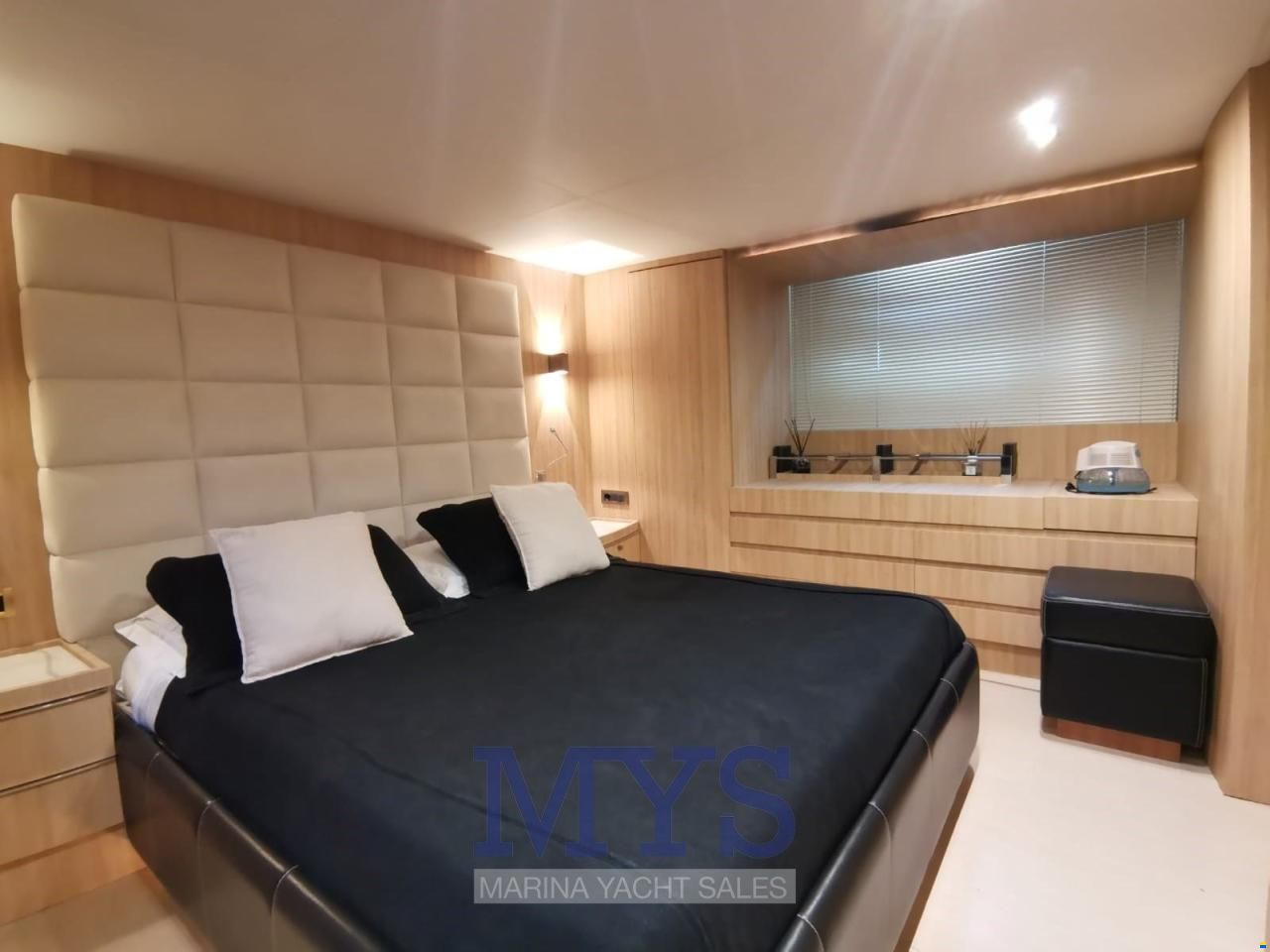 Uniesse 75 HT