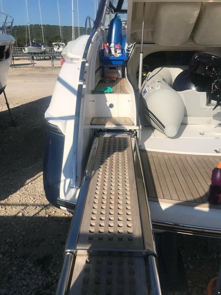 Windy 40 Bora