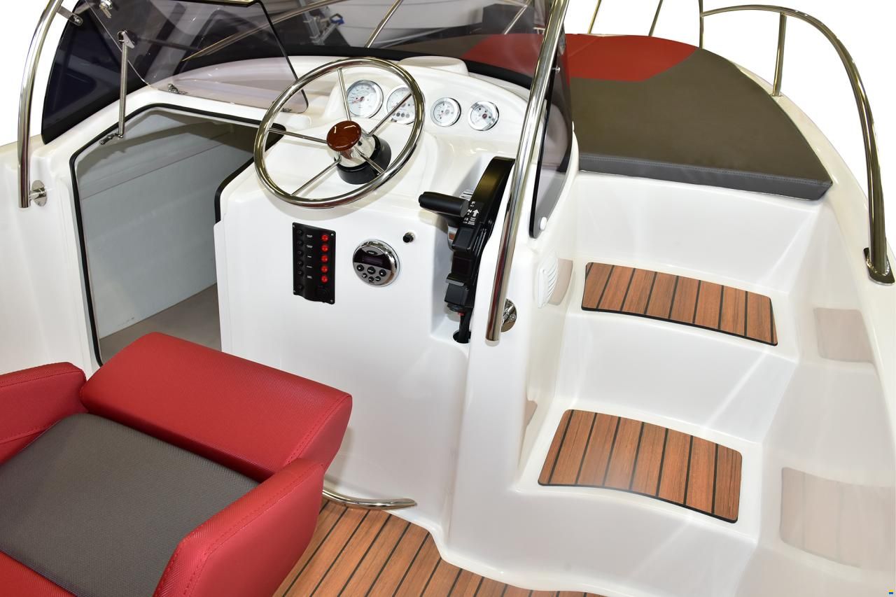 RaJo Sundeck 18' / 560 Sundeck