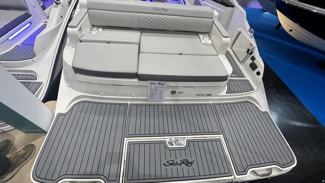 Sea Ray SDXE 290 (NEU auf Bestellung)