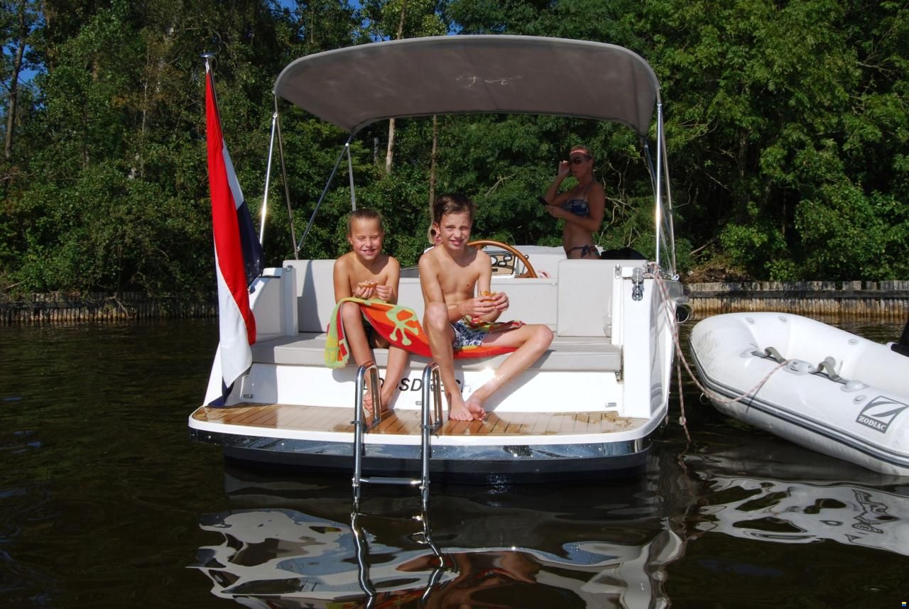 Interboat Intender 820 Sloep