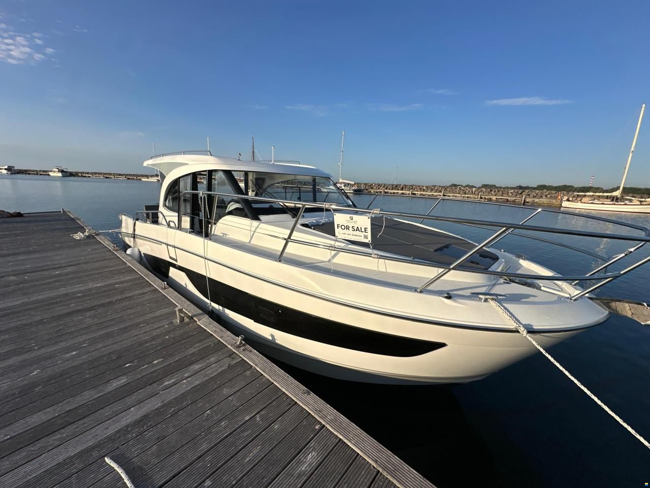 Beneteau Antares 11