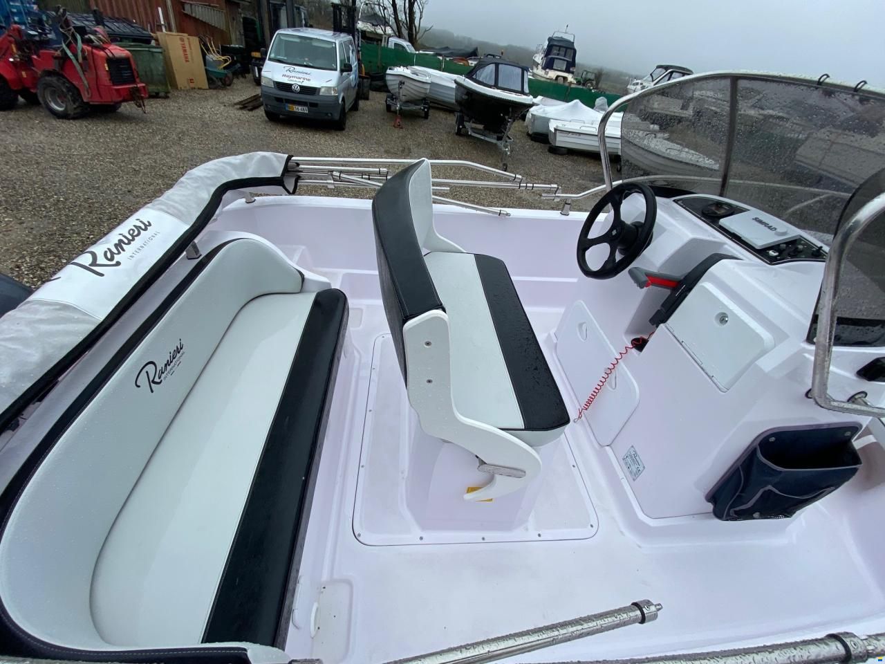 Ranieri Voyager 18S