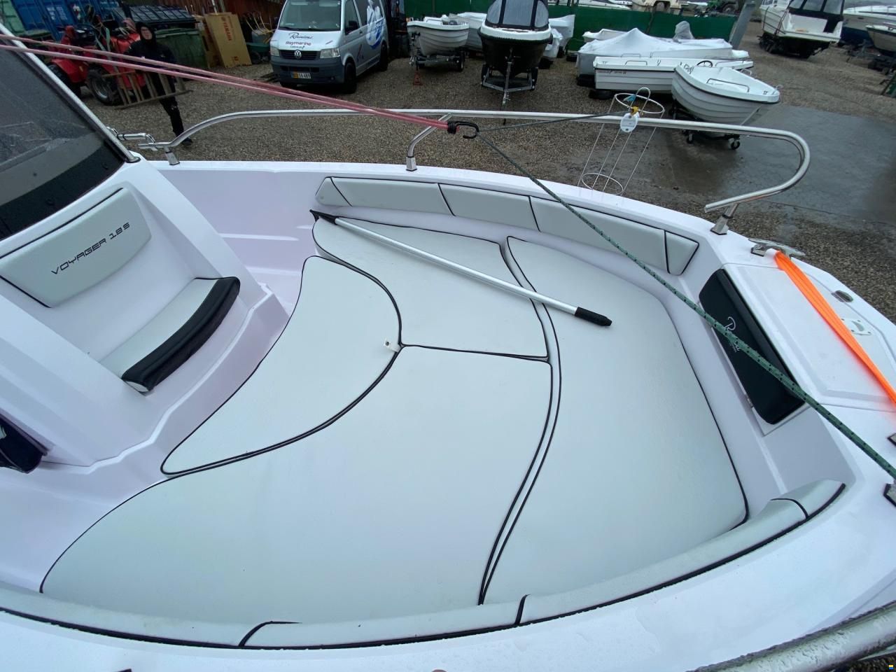 Ranieri Voyager 18S