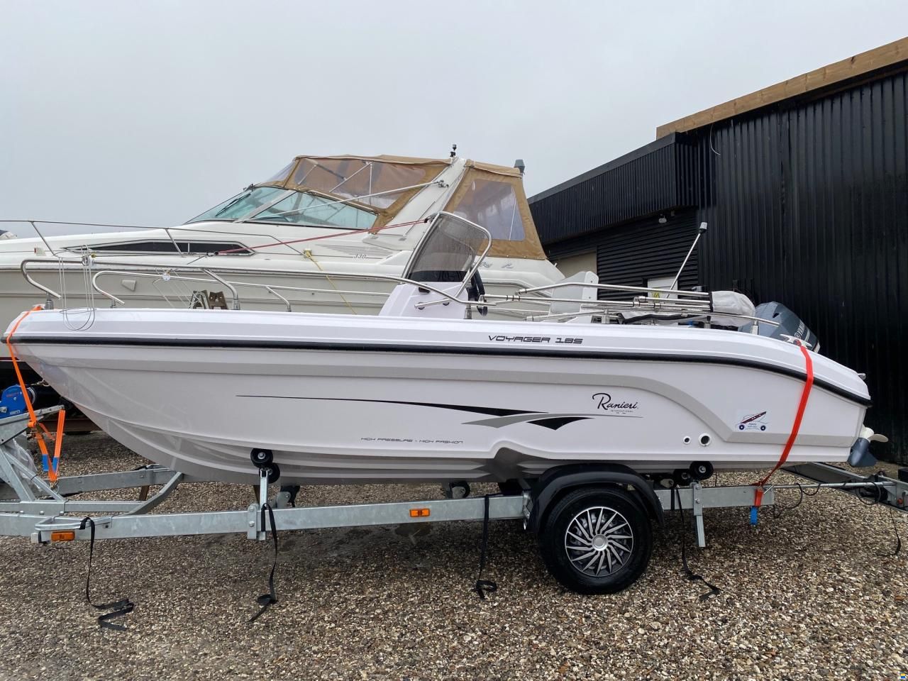 Ranieri Voyager 18S