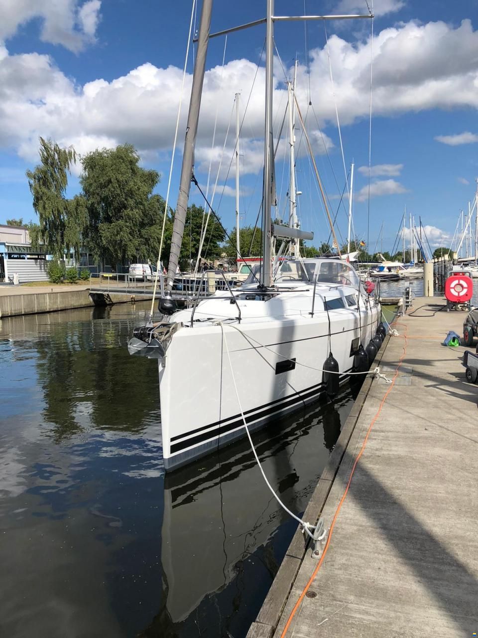 Hanse 388