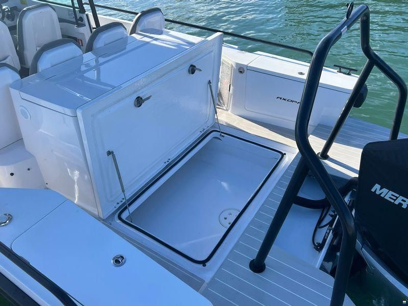 Axopar 28 T-Top